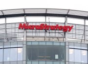 MicroStrategy Inc, Menginvestasikan Triliunan Rupiah dalam Bitcoin