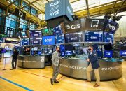 Ketahanan Pekerjaan AS Dorong Kenaikan di Wall Street